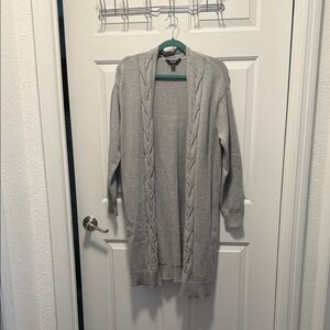 Vera Wang Light Gray Open Cardigan